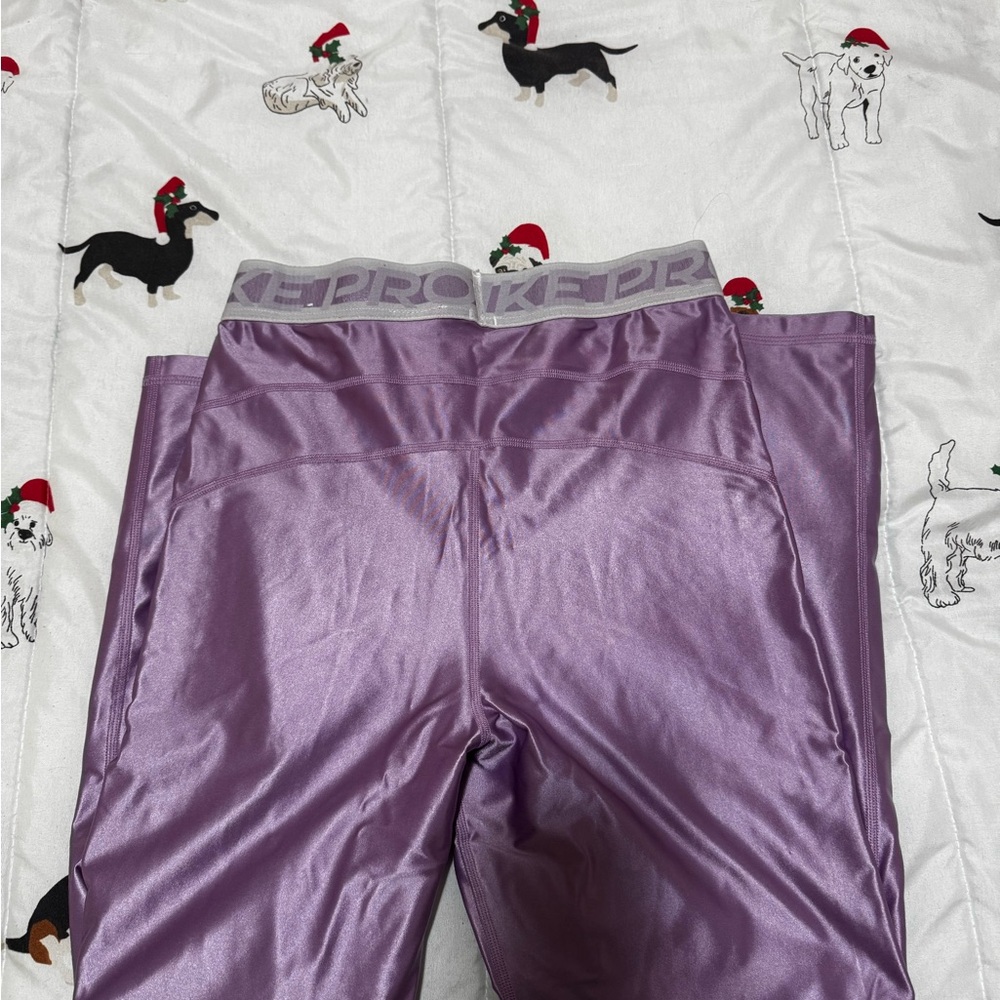 Nike Pro Shiny Lavender Leggings - Picture 3 of 3